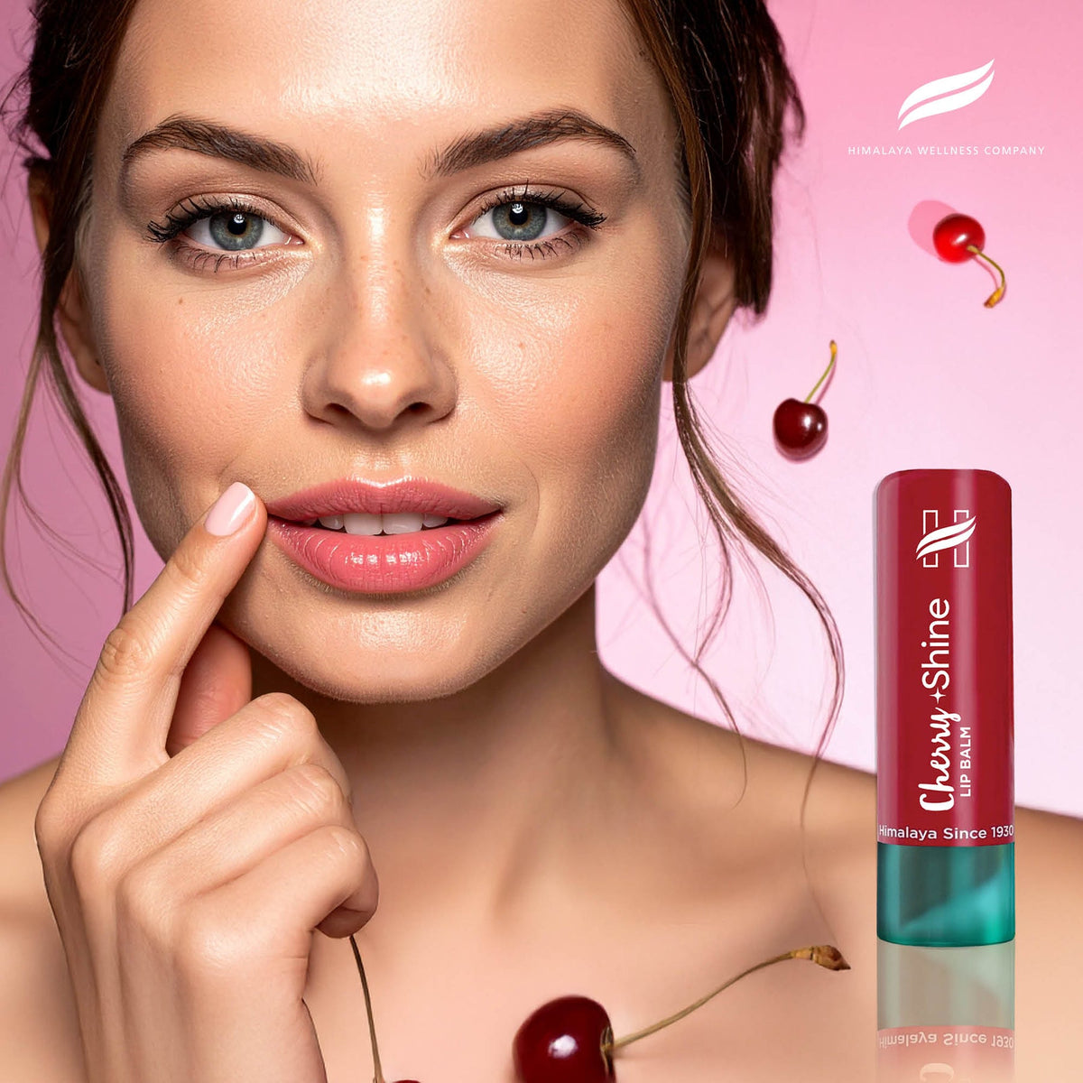 Bálsamo Labial Cherry Shine · Himalaya · 4,5 gramos