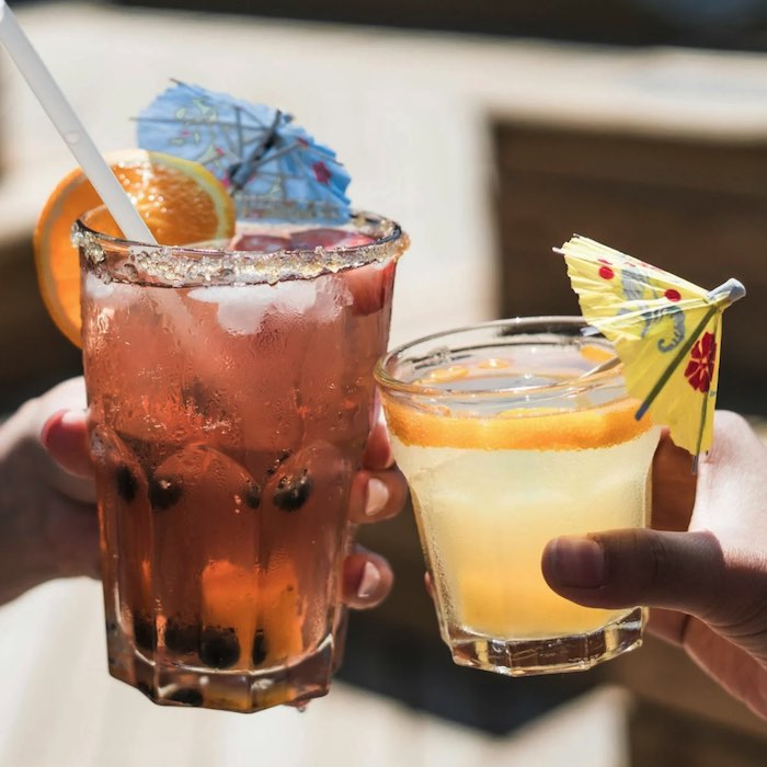Bebidas que no engordan para disfrutar en verano de forma saludable