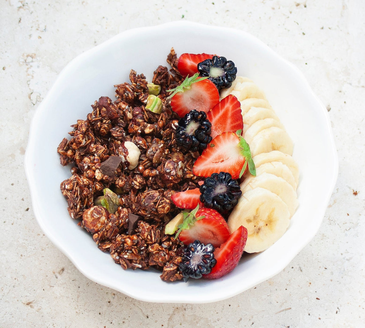 Granola de Chocolate, Pistachos y Avellanas · Sierra Eco Foods